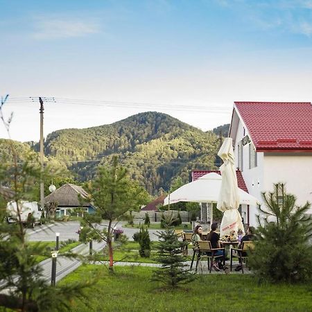 Pensiunea Lavanda, Piatra-Neamt Karácsonkő Kültér fotó