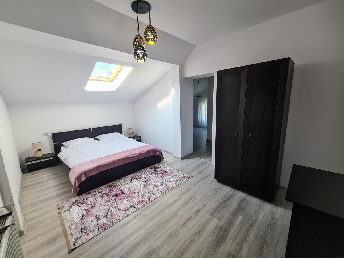 Pensiunea Lavanda, Piatra-Neamt Karácsonkő Kültér fotó